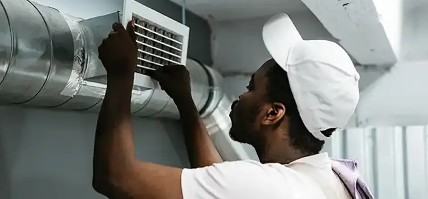 Our Licensed And Insured Cleaners in Bloomington, IL